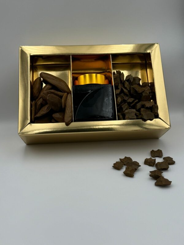 Pure Oud (Agarwood)
